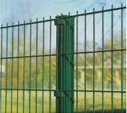 衡水市防护网 公路护栏网 双边丝护栏网厂家供应用于安全 防护的防护网 公路护栏网 双边丝护栏网
