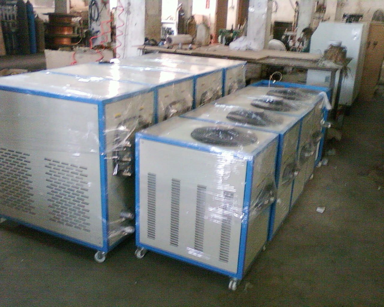 佛山市广东箱式冷水机厂家开放式冷水机厂家-螺杆冷水机组安装 广东箱式冷水机