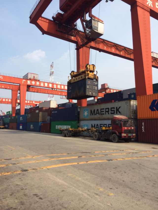 供应广州港进口PVC塑料粒报关手续费用|黄埔港进口塑料颗粒清关代理公司