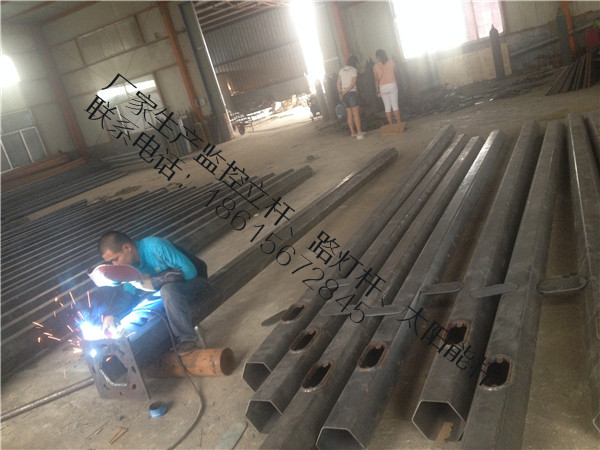 供应用于地笼的聊城监控立杆厂家 常用3米3.5米4米