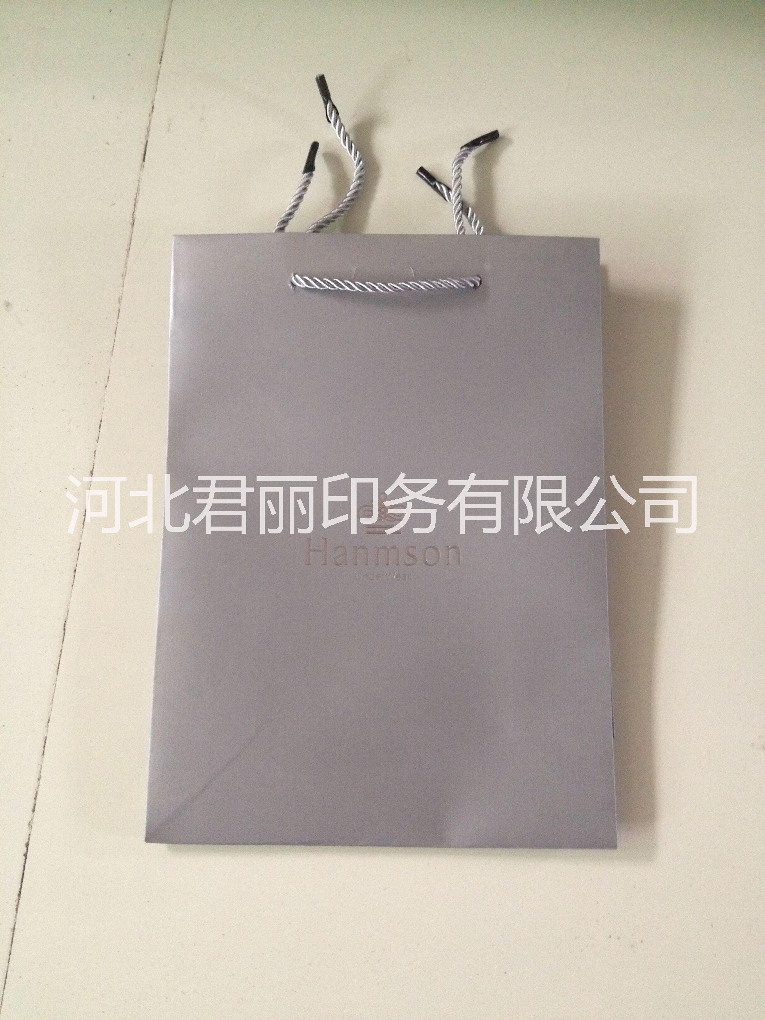 供应北京及周边城市服装纸袋，手提纸袋