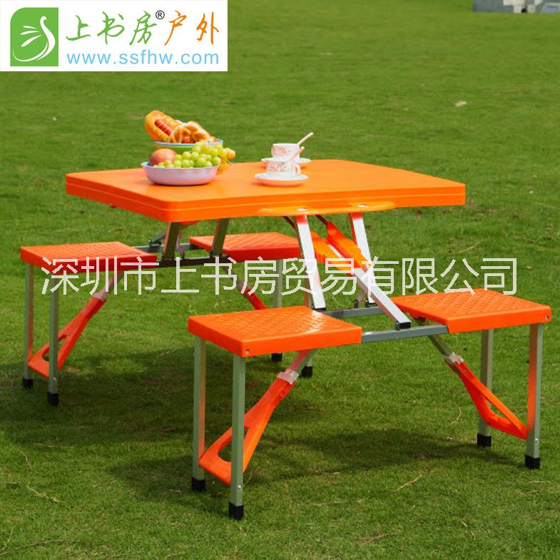 深圳户外折叠连体桌椅ABS吹塑桌子批发