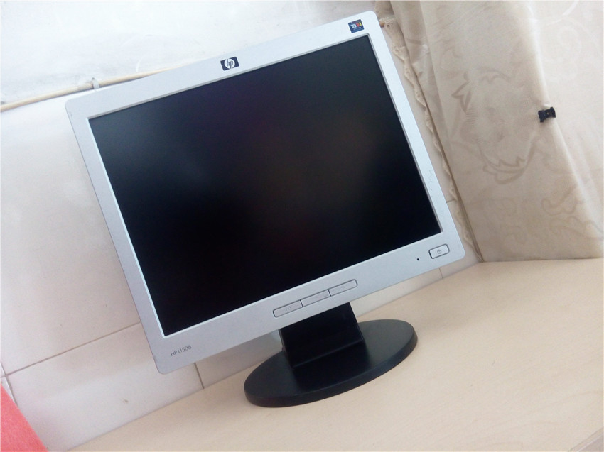 供应深圳品牌二手原装戴尔惠普显示器15寸17寸.二手主机笔记本电脑，键鼠