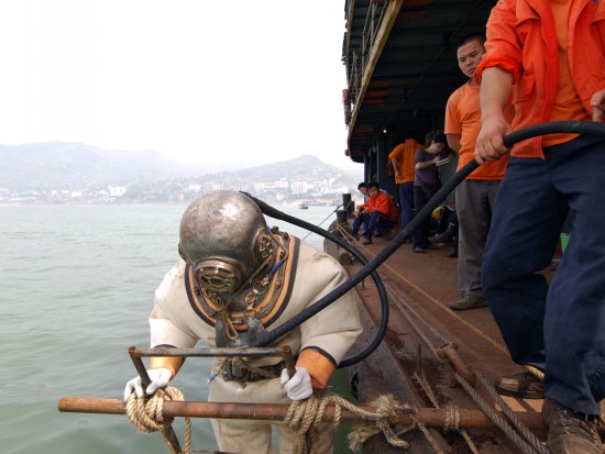 重庆市哪里有专业打捞队 放心安全的打捞厂家
