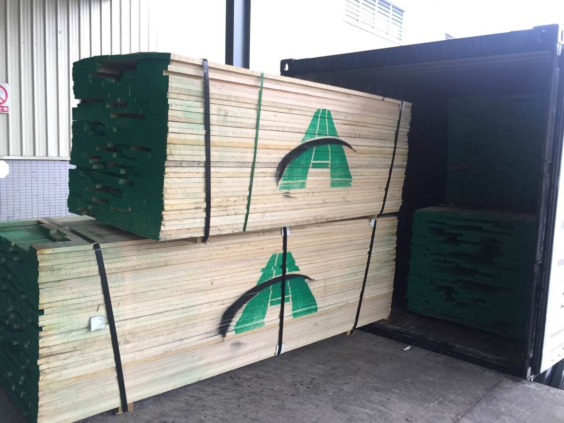 供应用于加工成木制品的美国白蜡木最新进仓