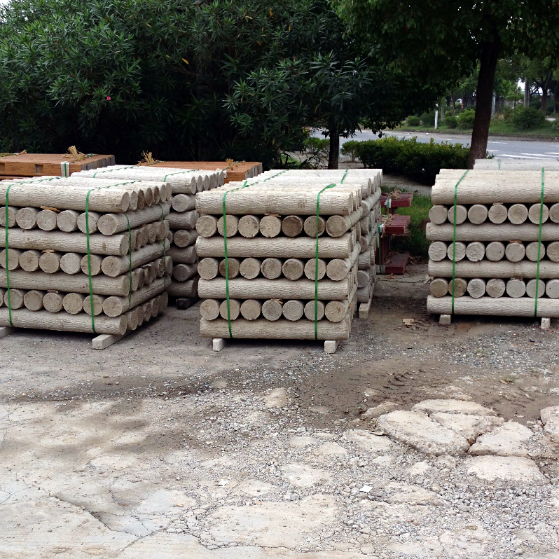 供应用于河道挡的水泥仿木桩 混凝土仿木桩，上海混凝土仿木桩
