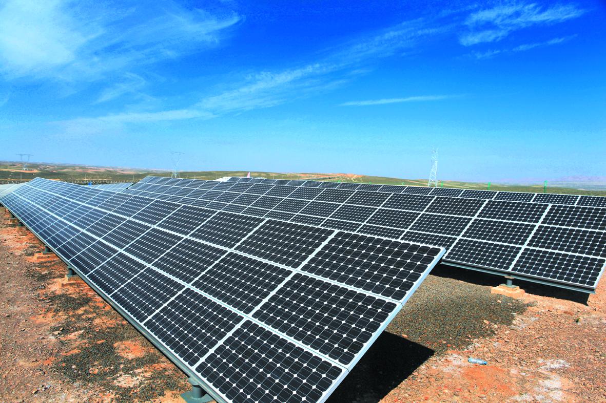 供应太阳能光伏组件回收最新价格/太阳能光伏组件高价回收厂家/上海太阳能光伏组件回收/100W-300W太阳能光伏组件回收图片