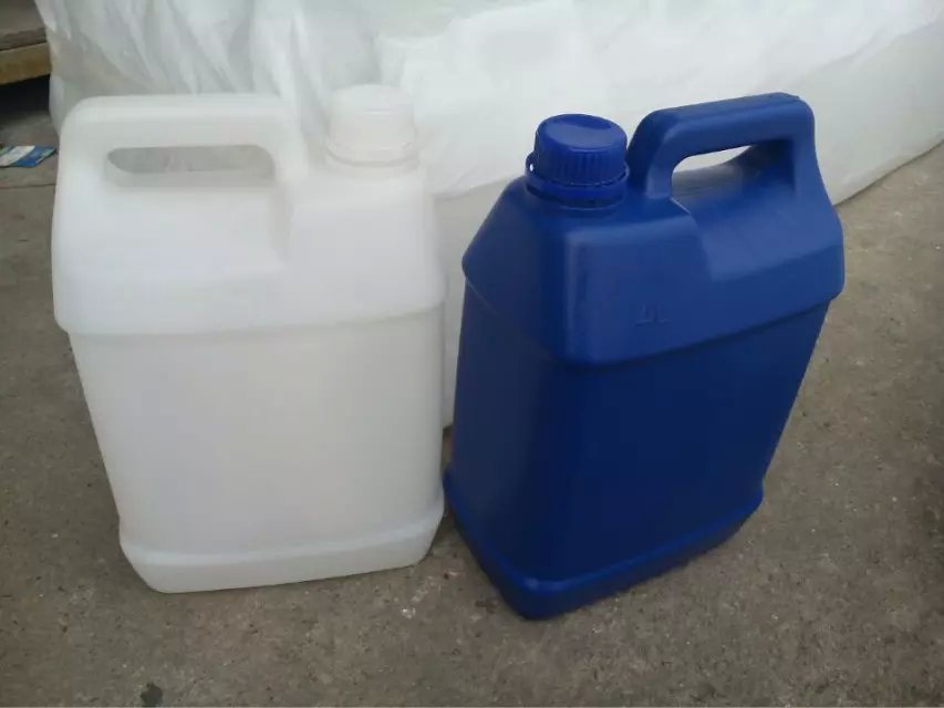 供应4L塑料桶厂家直销，广东省4公斤白色扁桶供应，深圳塑料桶洗洁精桶批发图片