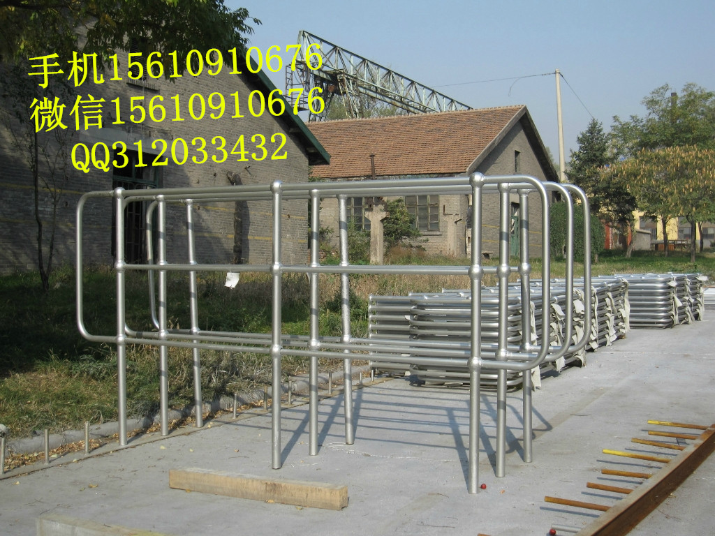 供应用于围栏网、电厂|化工厂|石化的球接式栏杆、球型立柱