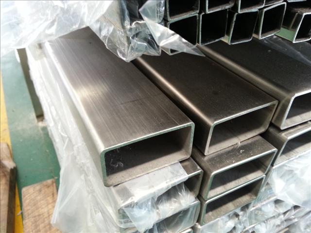 供应不锈钢制品管　家具用管　方管　30*30*1.5