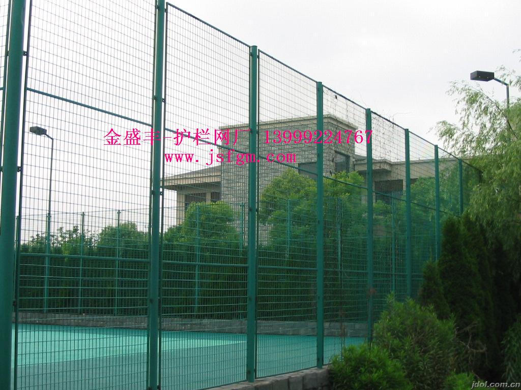新疆护栏网 围栏网 厂区隔离栅 监狱护栏