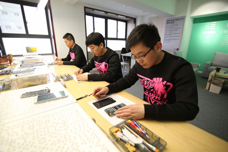 供应用于手机屏幕上门的郑州苹果手机5S免费上门维修批发于全国