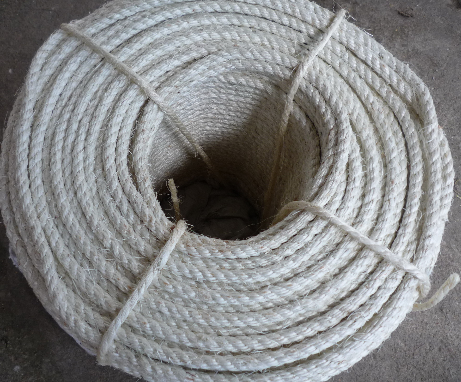 供应供应白色麻绳用于工艺品 河北滨达用于工艺品包装产地河北滨达