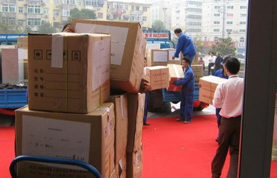 广州海珠区打工族搬家，搬家公司哪家效率高，搬家公司服务站图片
