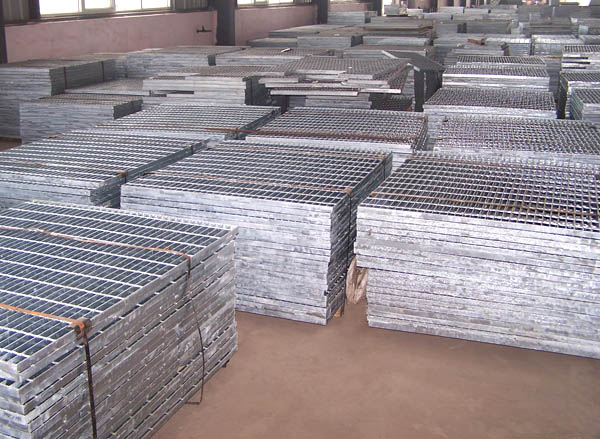广东钢格板网，地沟盖板，钢格栅厂供应用于钢构，排水沟的广东钢格板网，地沟盖板，钢格栅厂