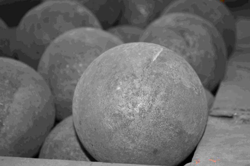 供应塔磨机专用钢球 金矿选矿厂钢球 性价比高的优质钢球 锻造合金球 轧辊球 优势明显的钢球图片