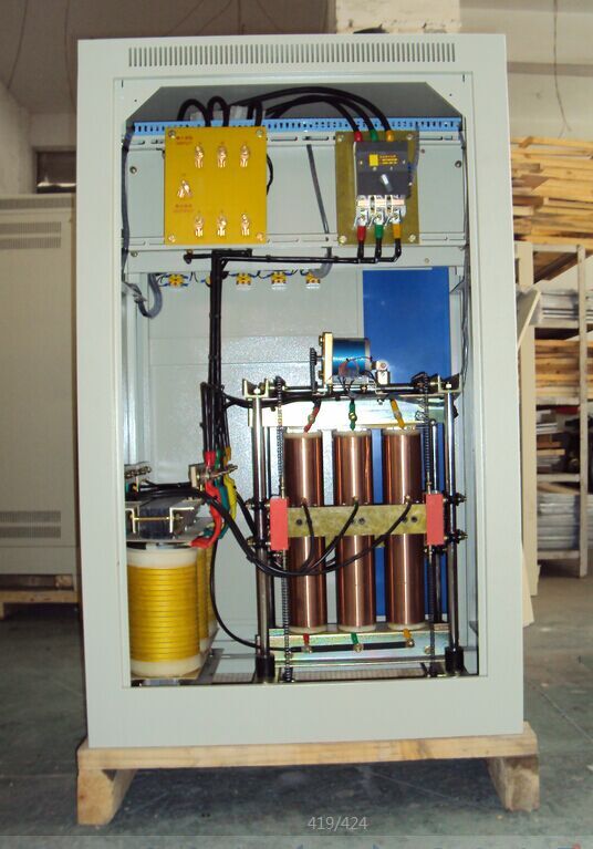 供应三相大容量自动补偿式稳压电源SBW-100KVA补偿式电力稳压器图片