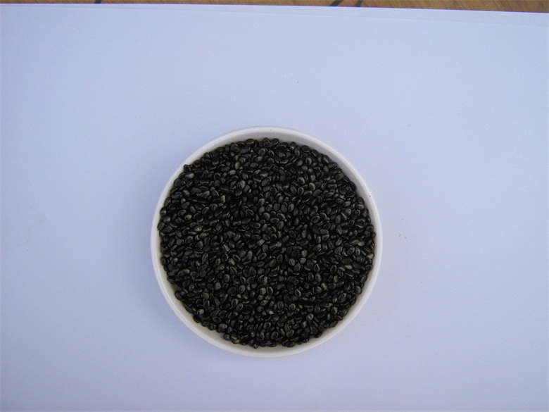 供应用于塑料着色的供应6070黑色母粒 色母粒生产图片