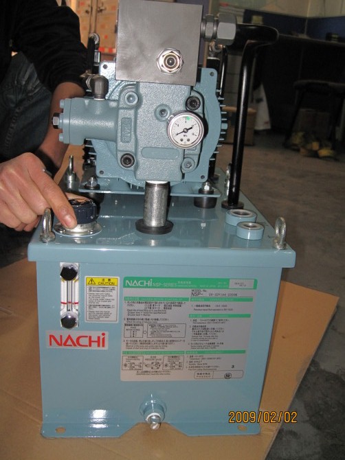 日本NACHI液压泵阀供应日本NACHI电磁阀，液压泵，液压站 日本NACHI液压泵阀