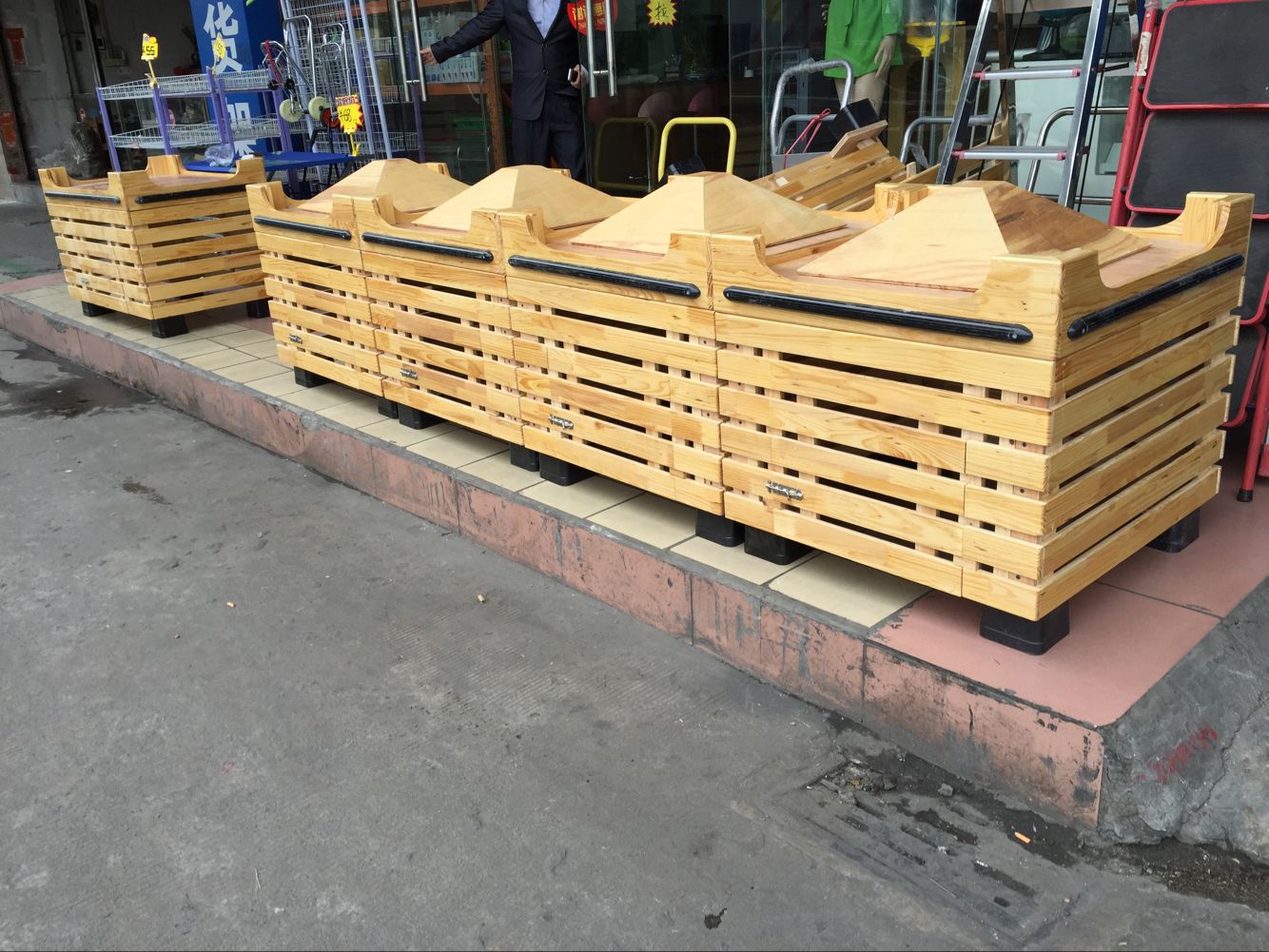 厂家批发 木质堆头架  蔬菜架  水果架