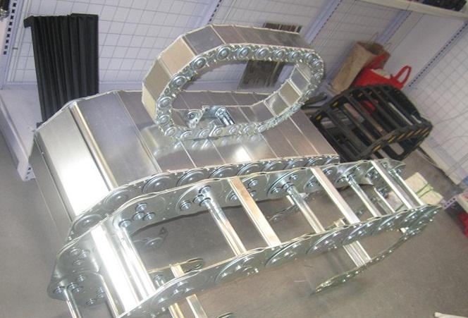 TL形 钢铝拖链 桥式钢铝拖链 TL系列桥式钢铝拖链图片