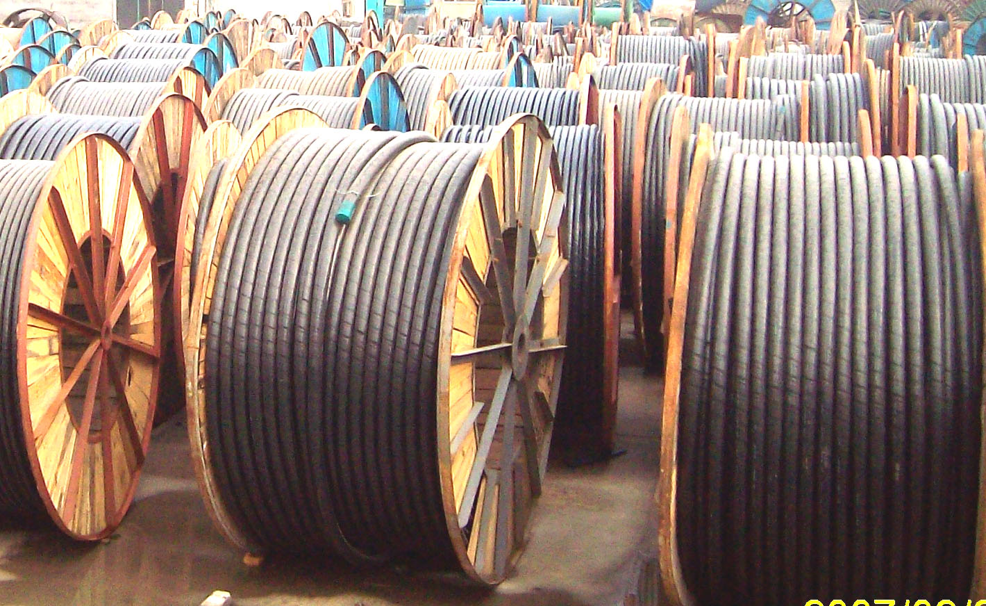 深圳市5*6平方电缆3+2平方电缆厂家5*6平方电缆3+2平方电缆5芯电缆线