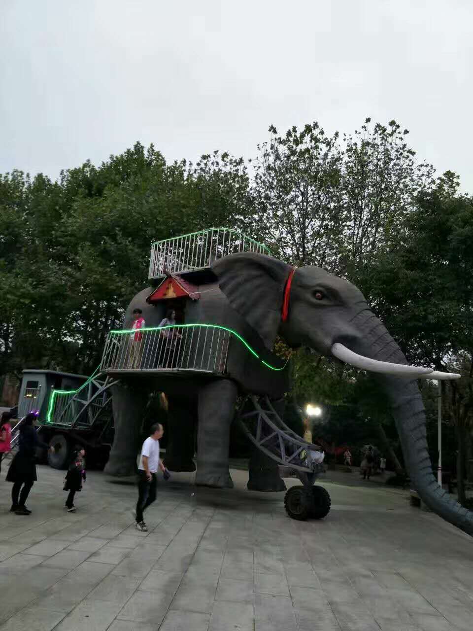 上海市巡游机械会喷水大象展览出租厂家巡游机械会喷水大象展览出租