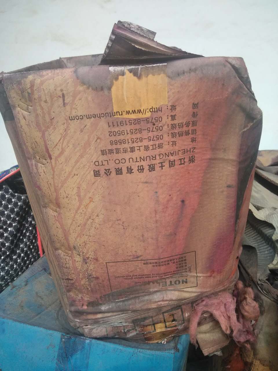 广东回收染料，颜料  哪里回收染料价格高