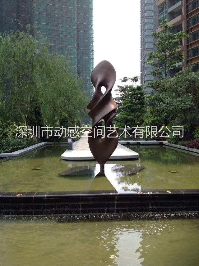 深圳市抽象玻璃钢雕塑厂家
