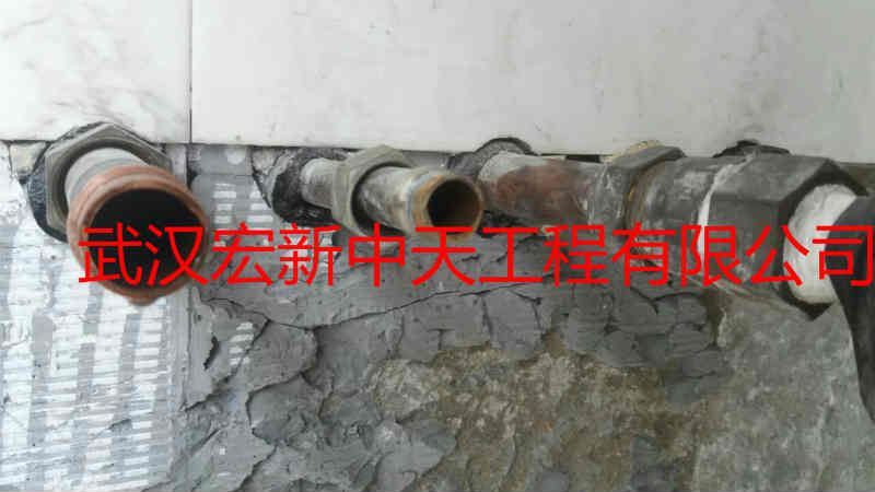 武汉市暖气片安装厂家武昌洪山暖气片安装，暖气片移位拆除，暖气管道改造18827371919