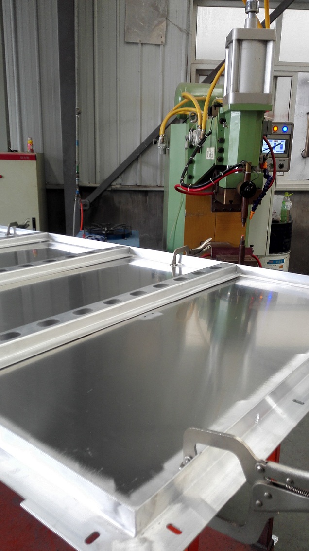 供应郑州铝板中频直流点焊机、洛阳铝板制品中频逆变直流点焊机