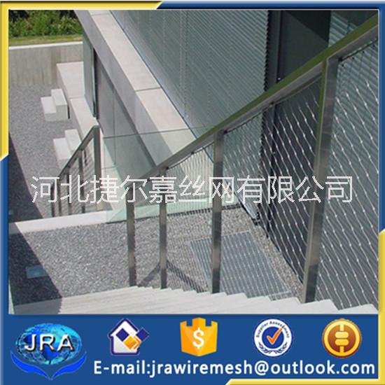 安平厂家专业生产不锈钢楼梯防护围网/楼梯用不锈钢绳网图片