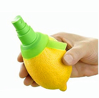 厂家直销快乐大本营推荐手动柠檬水果喷雾器榨汁器迷你果汁喷汁器图片