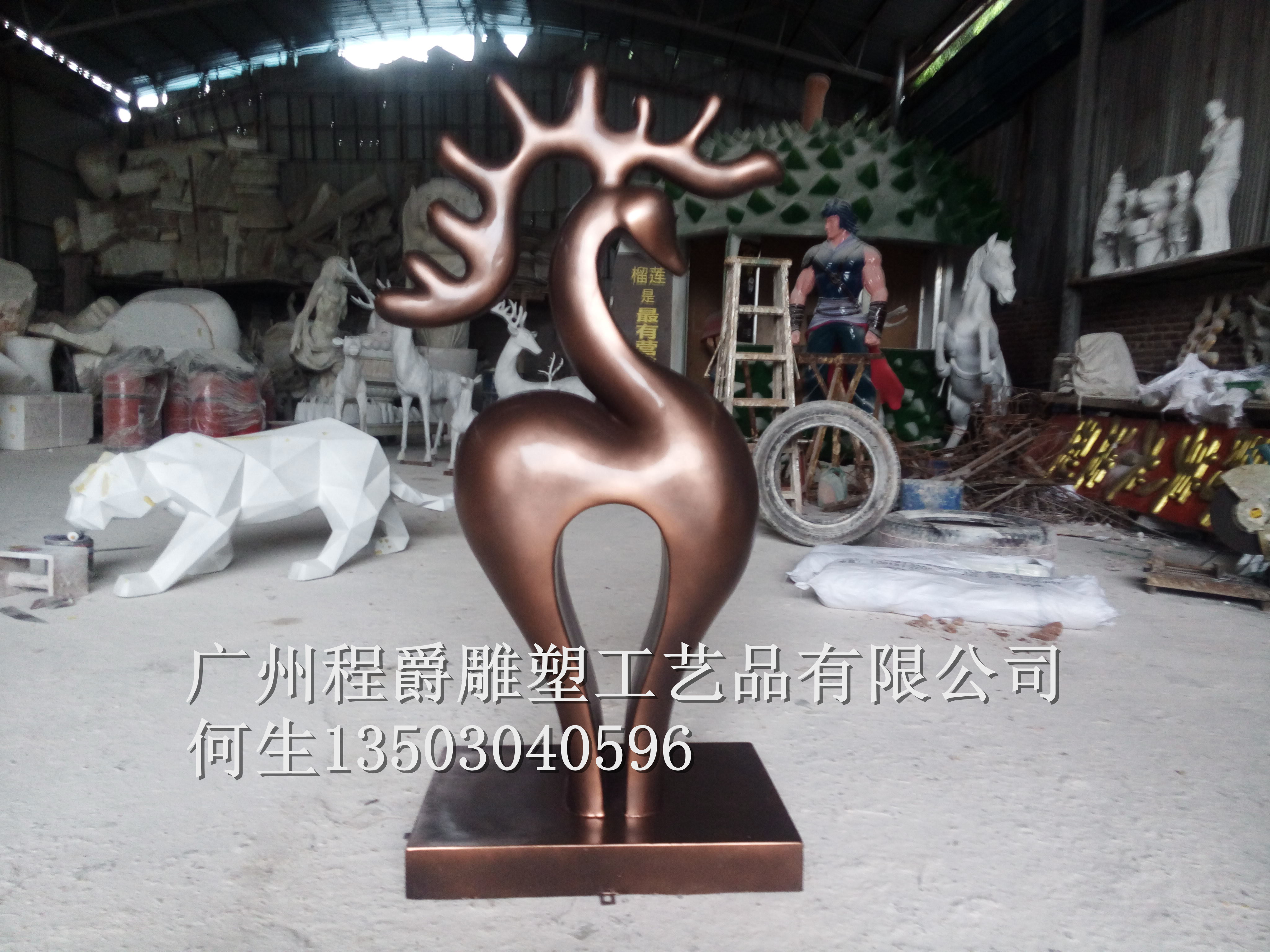 广东抽象仿古铜鹿定制，厂家直销仿古铜色回头抽象鹿雕塑，抽象鹿雕塑 玻璃钢抽象仿古铜鹿