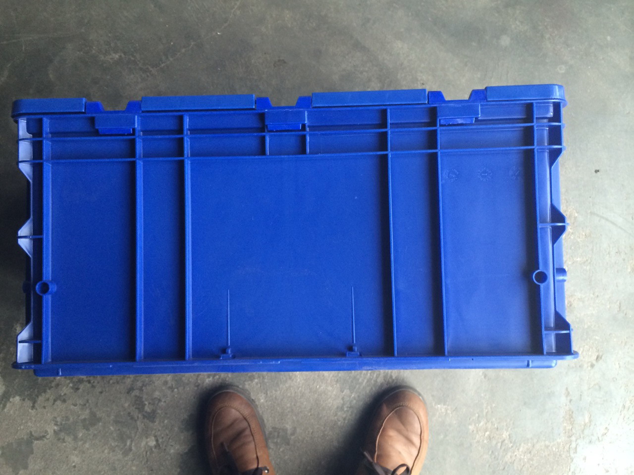 山东HDPE塑料箱厂家直销山东HDPE塑料箱厂家直销，HDPE塑料箱生产商　龙口塑料周转箱