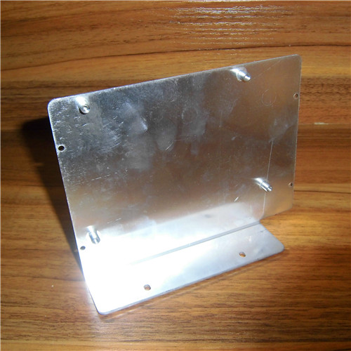 铝合金钣金加工 铝板种铆钉 铝合金钣金加工 铝板种铆钉 铝机箱 铝合金 钣金加工 铝铆钉 铝机箱图片