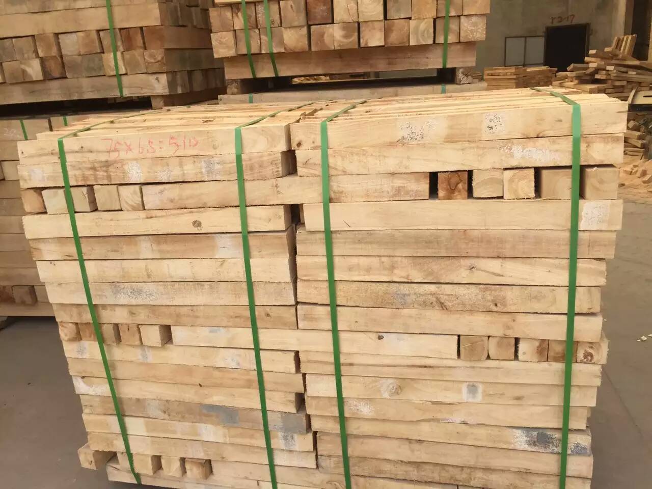 湖州海南橡胶木报价 橡胶木板材批发 橡胶木实木板 海南橡胶木图片