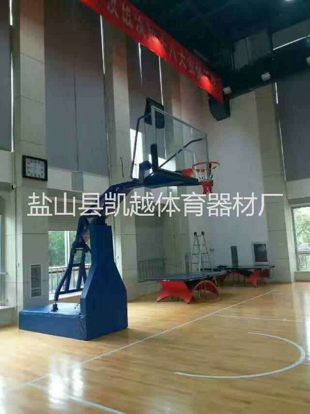 沧州市电动（手动）液压升降篮球架厂家液压升降篮球架 电动（手动）液压升降篮球架