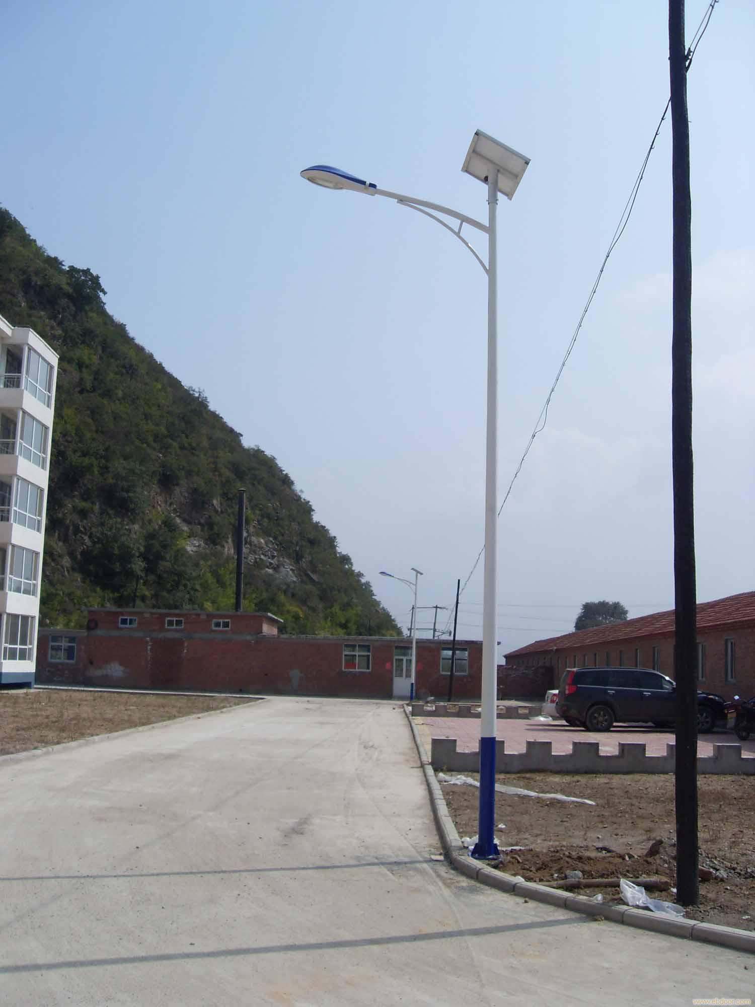 湖北武汉 7米40WLED农村太阳能路灯厂家直销