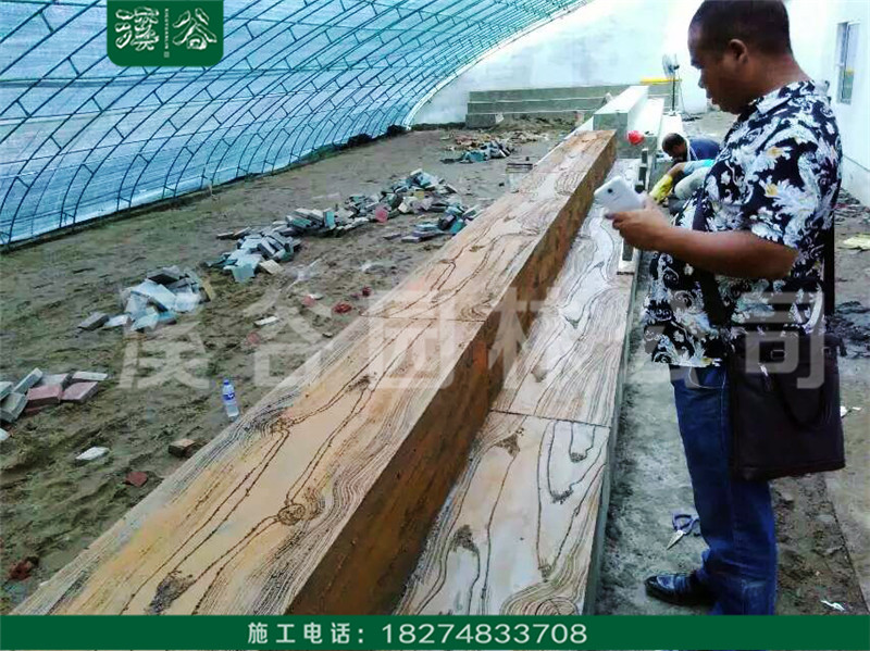 广西柳州市仿木栏杆 广西哪里有仿木栏杆厂家，柳州仿木栏杆定做电话图片