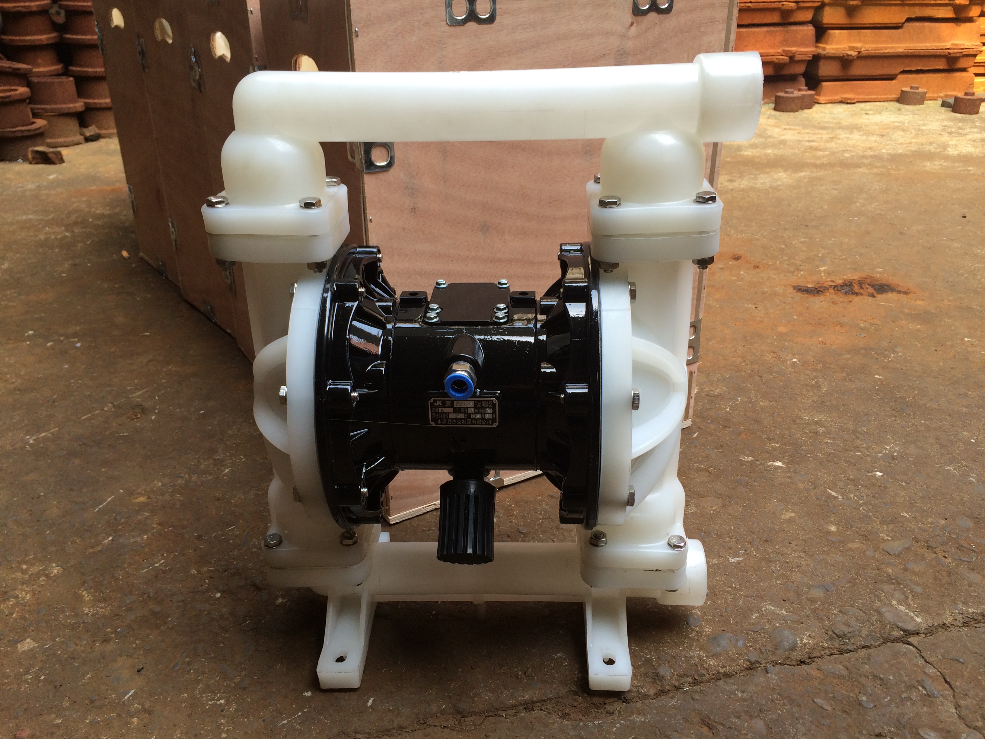 厂家供应QBK-40气动隔膜泵 工程塑料隔膜泵