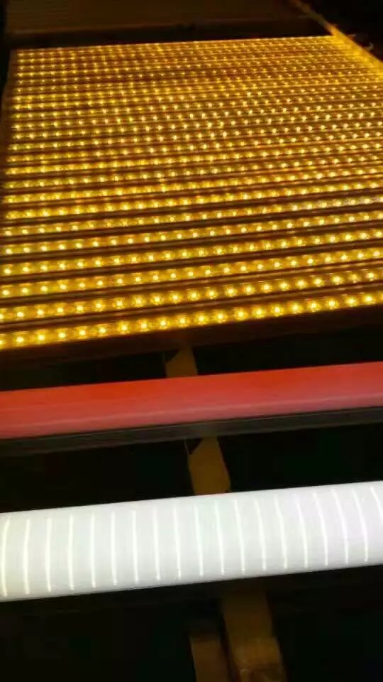 LED外控护栏管生产厂@中山护栏管来样定做@深圳LED轮廓灯批发图片