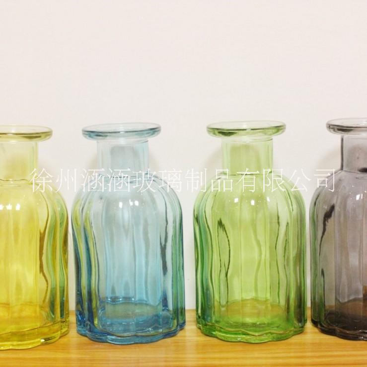 创意彩色透明玻璃花瓶配干花满天星