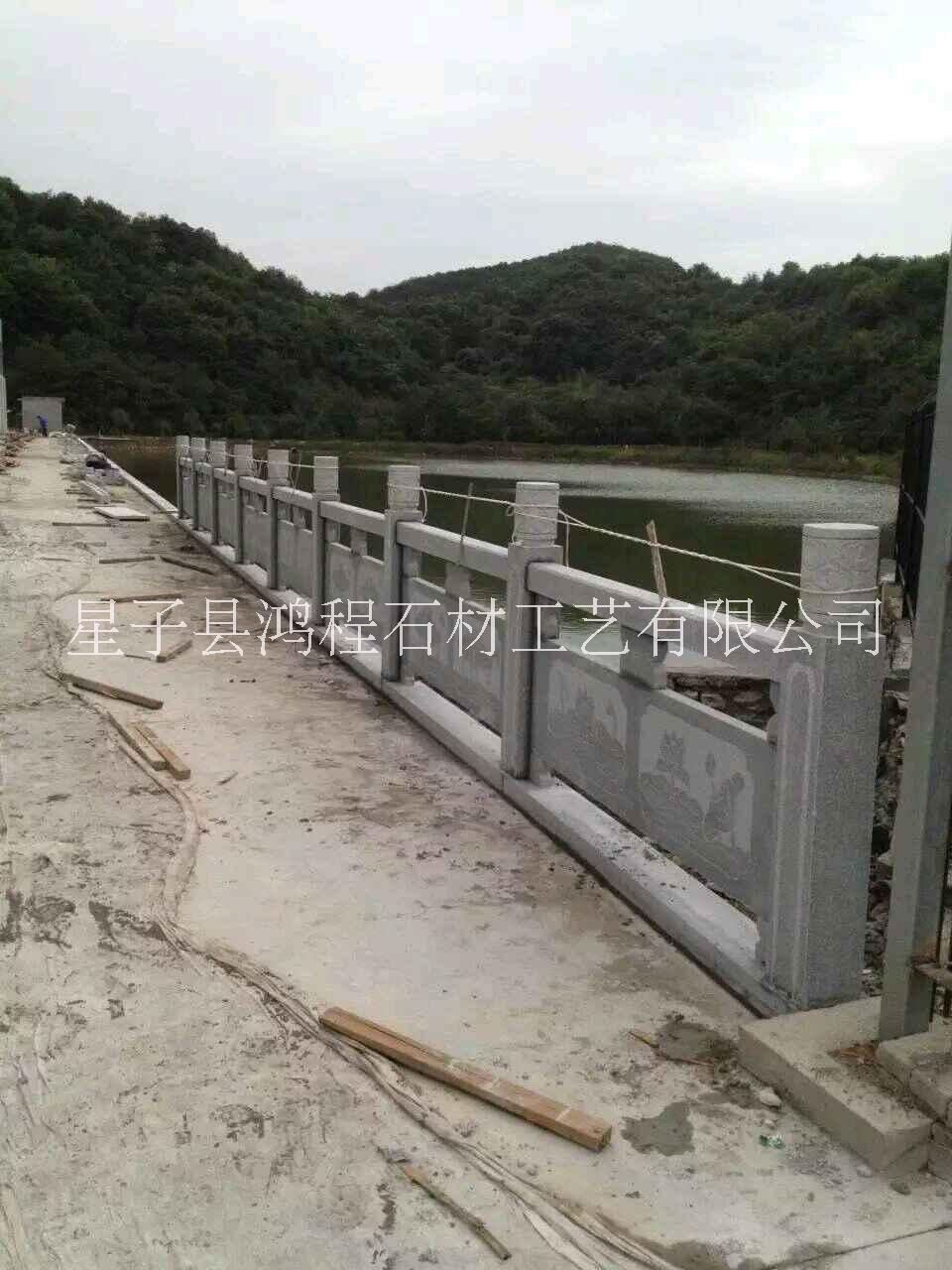 石雕栏杆案例1 杭州河道栏杆 江西星子花岗岩河道栏杆 厂家直销石图片