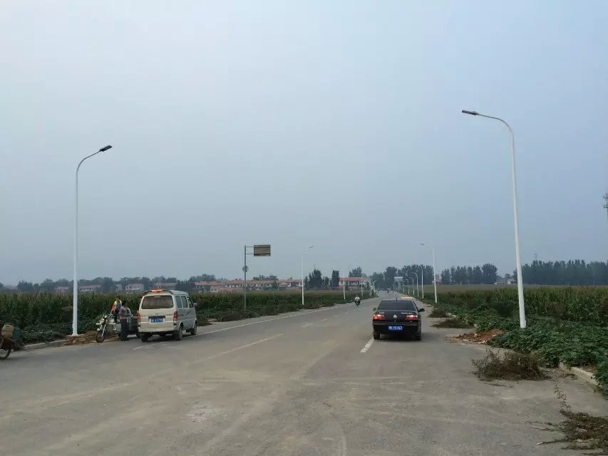 扬州市河南周口6米太阳能路灯批发价厂家供应河南周口6米太阳能路灯批发价