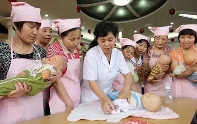 上海月嫂培训中心 上海母婴护理培训学校 上海月嫂培训中心哪家好