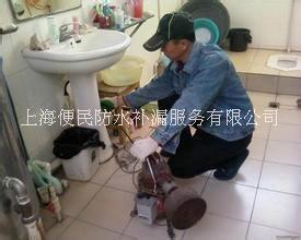 上海水管/水龙头维修修理水管漏水图片