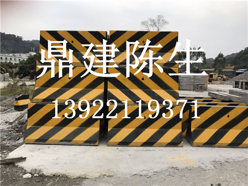 深圳1米/2米水泥隔离墩批发图片