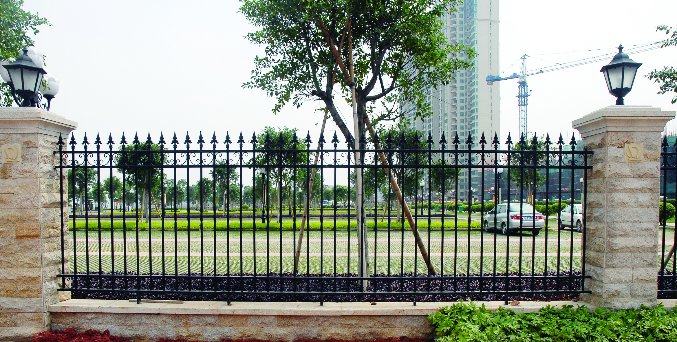 铁艺外围栏护栏欧式铁艺栏杆 手工锻造欧式铁艺外围栏