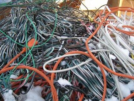 回收废电缆威远电线电缆回收二手物资回收公司 高价废电缆 高价废电缆回收图片